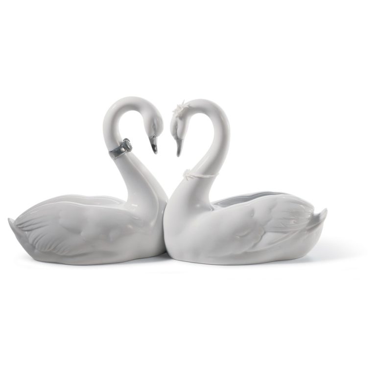 Фигурка Lladro Бесконечная любовь, Ре-Деко 27х13 см