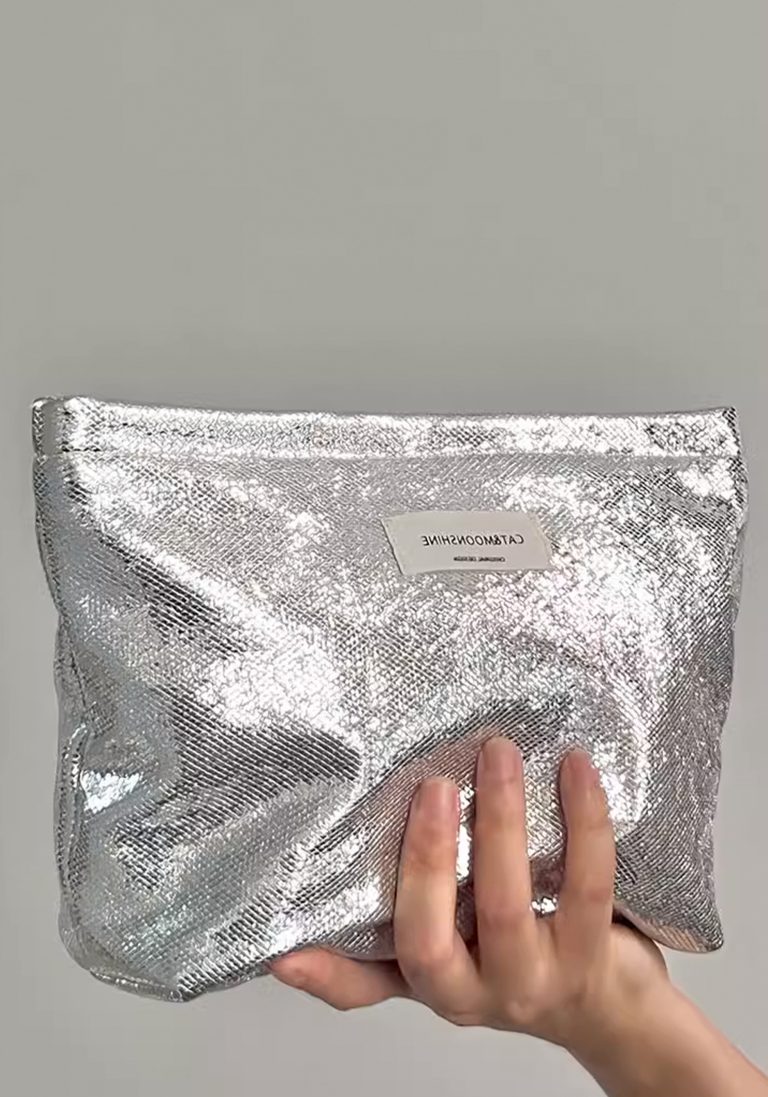 Косметичка "Серебристый металлик"