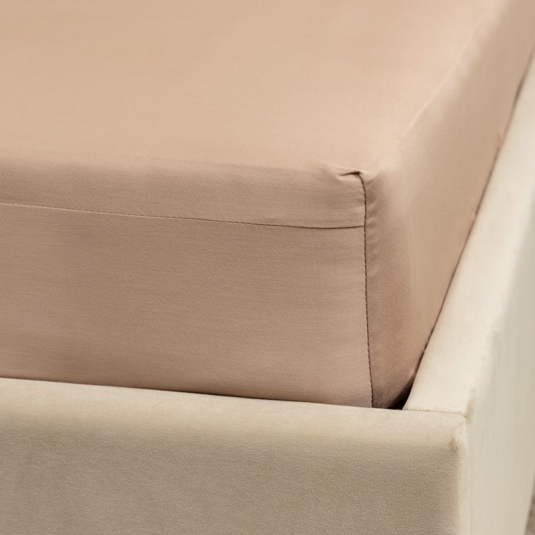 CozyHome Простыня на резинке Миндаль/Almond